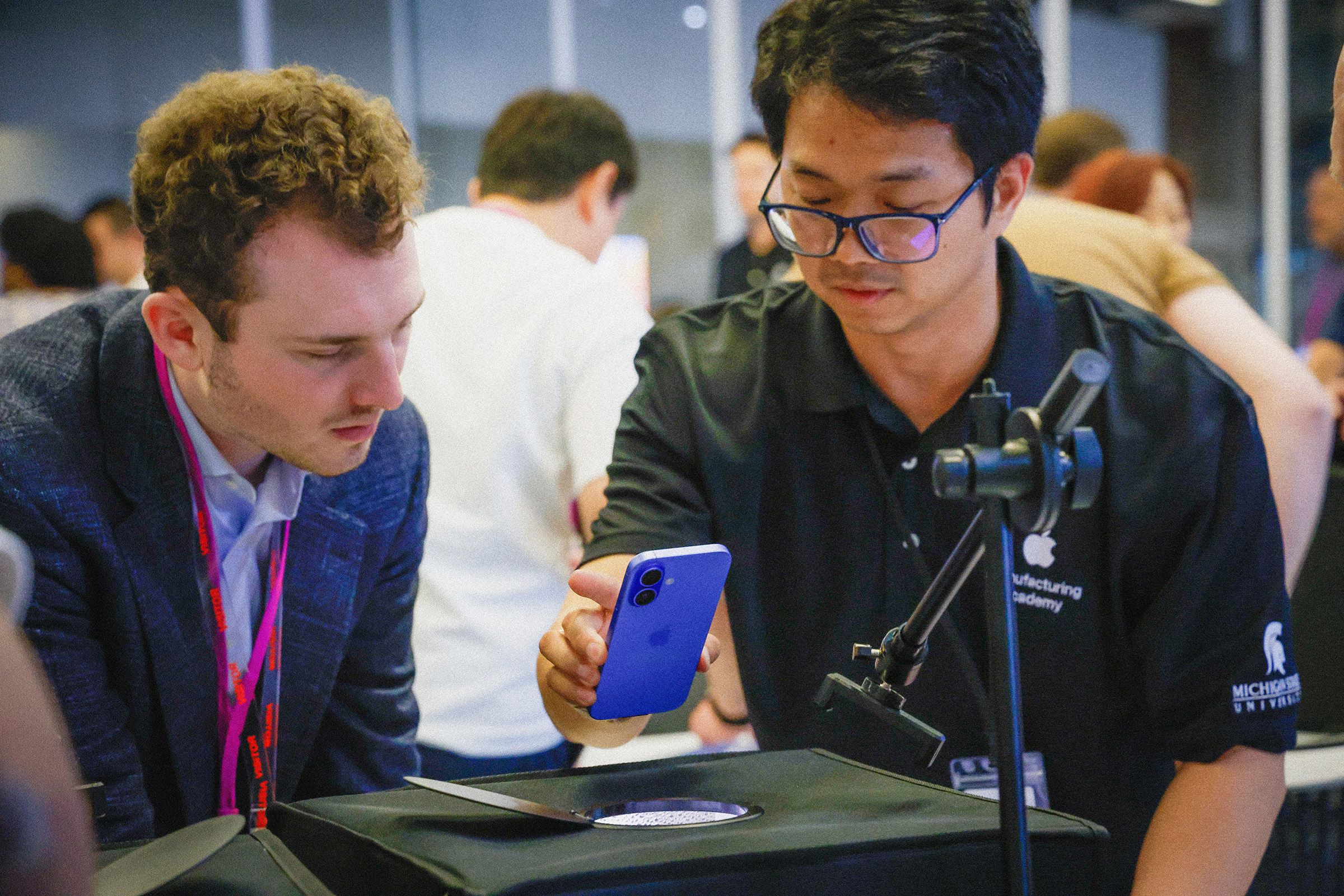 Apple Engineers Are Inspecting Bacon Packaging to Help Level Up US Manufacturers